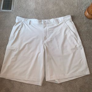 Columbia khaki light weight shorts size 42 waist